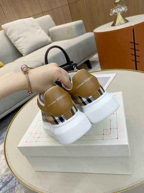 Picture of Alexander McQueen Shoes _SKU21815037SZ35-44100